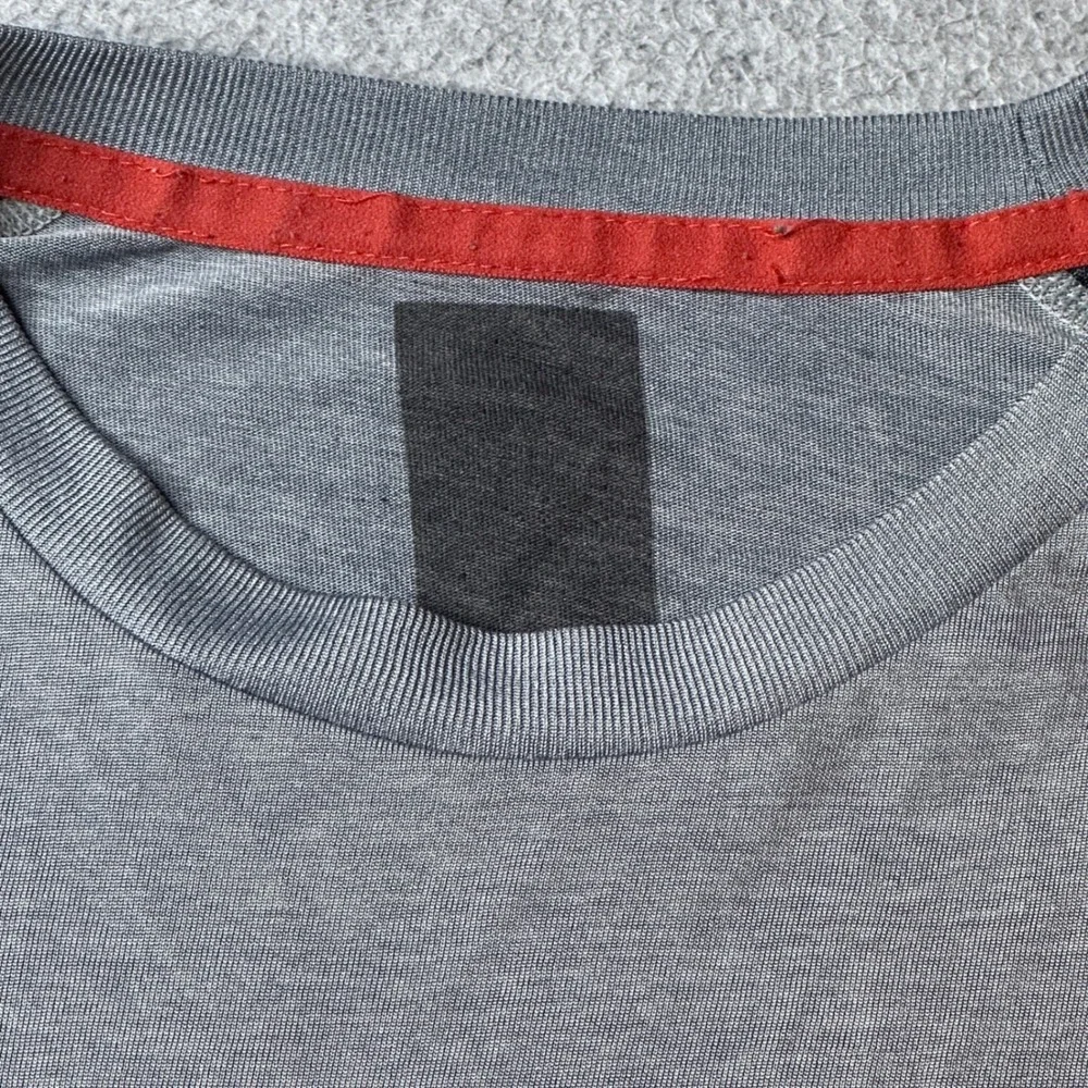 The North Face T-Shirt Mens S Gray Colorblock Raglan Performance Active Hiking
